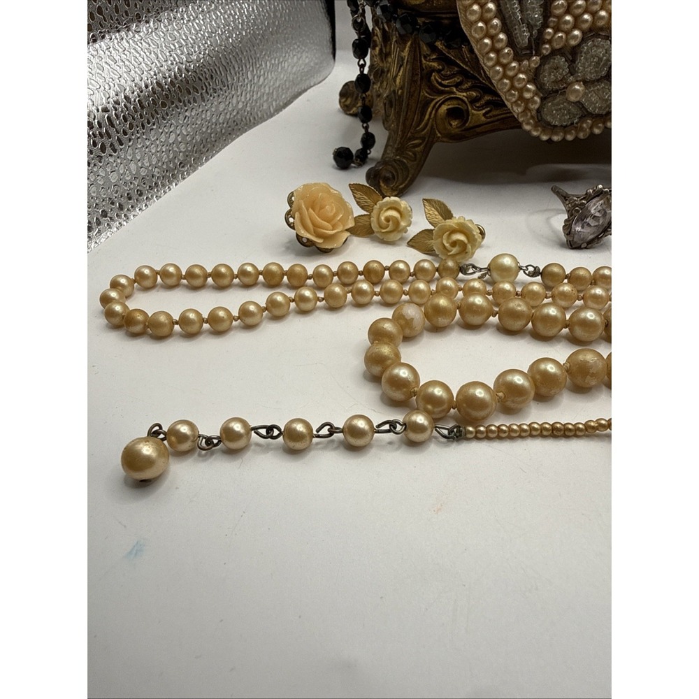 Estate Jewelry Lot Pearl Necklaces, Jewelry Boxes, Earrings, Bracelet - Picture 2 of 13